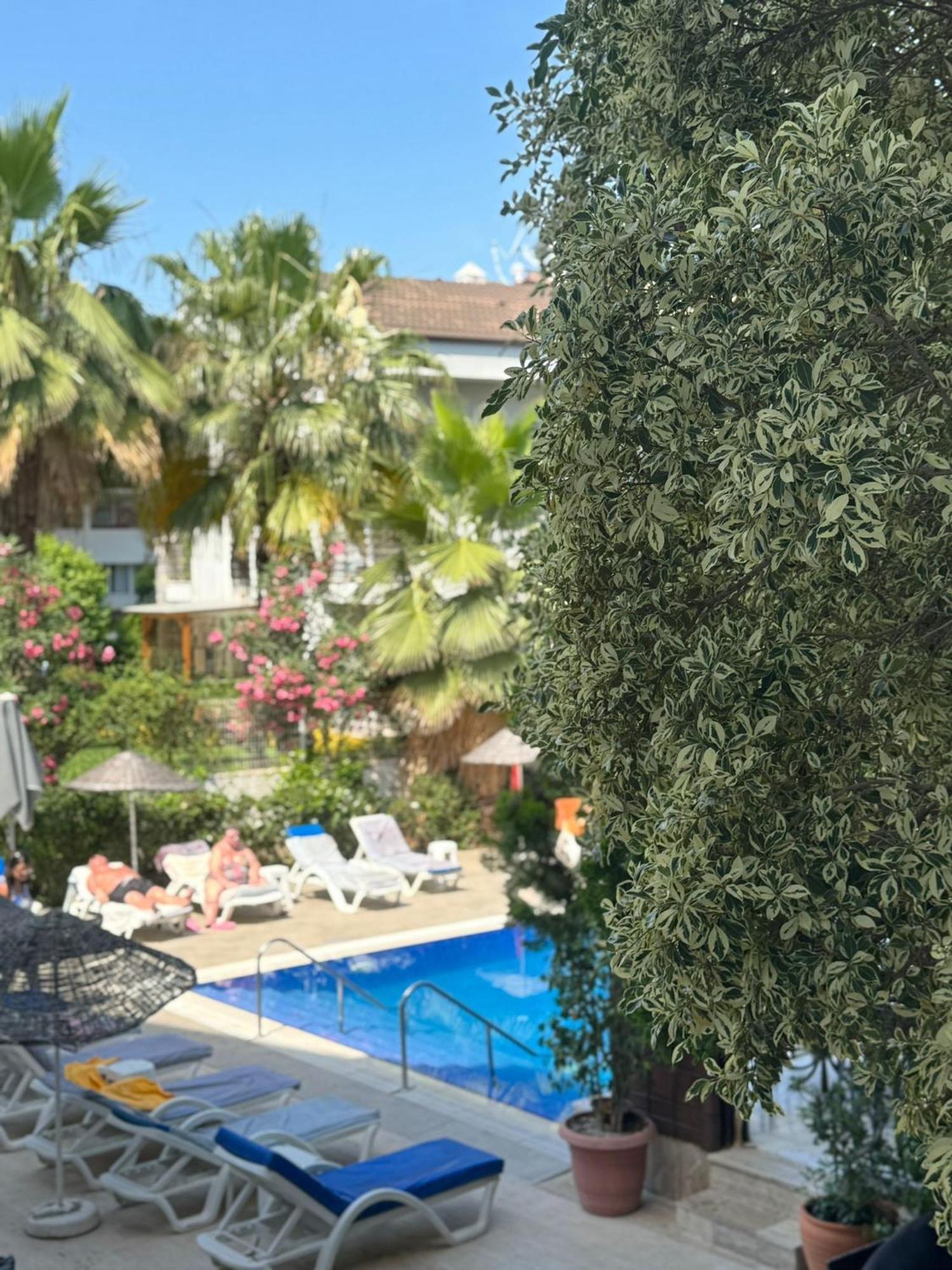 Navy Hotel İçmeler Ngoại thất bức ảnh