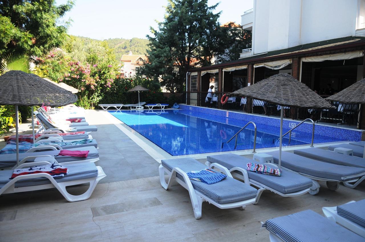 Navy Hotel İçmeler Ngoại thất bức ảnh