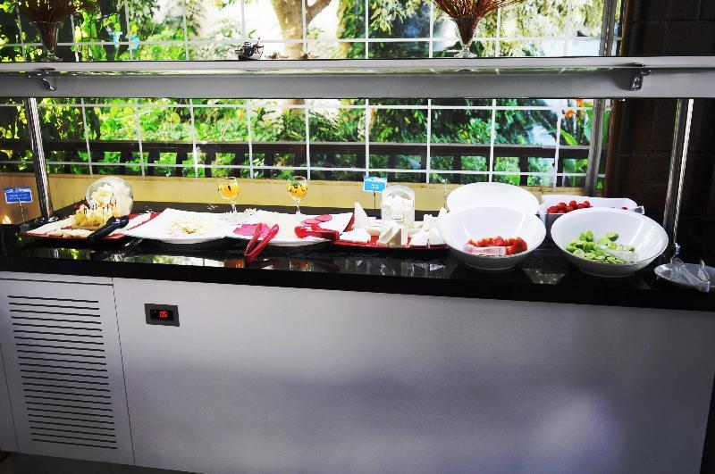 Navy Hotel İçmeler Ngoại thất bức ảnh