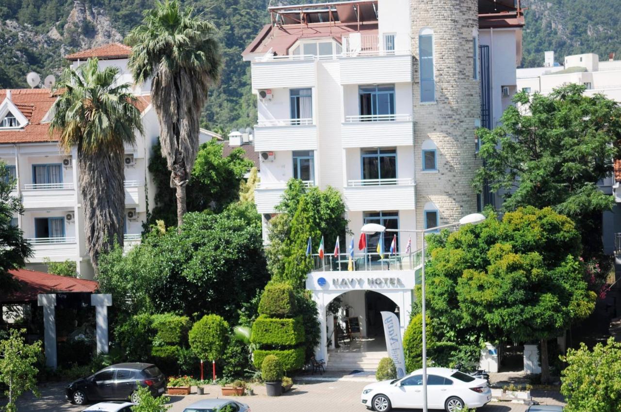 Navy Hotel İçmeler Ngoại thất bức ảnh